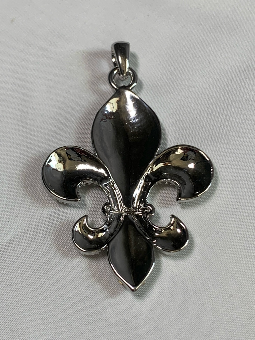 Fleur de Lis Aurora Clear Crystal Pendant Silver Tone Saints - Picture 6 of 9